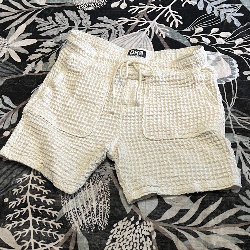 White/Cream  Textured Shorts